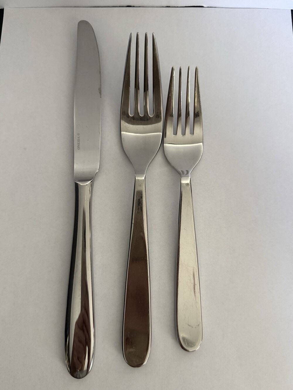 Oneida Baguette Glossy Stainless 3 Pc Place Setting Dinner Salad Fork Knife
